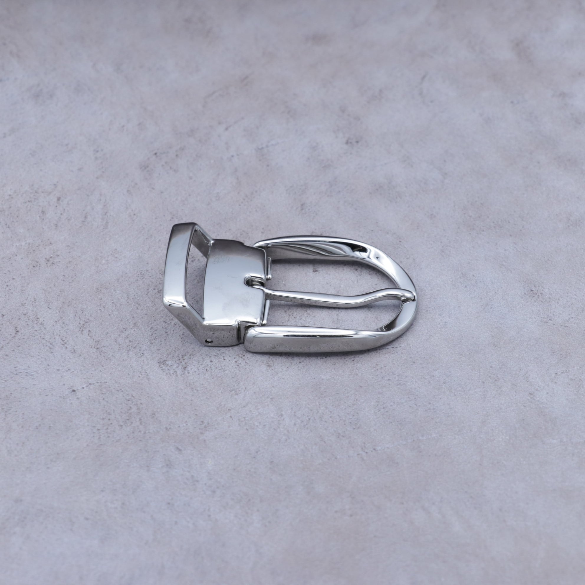 12238】イタリア製 バックル 35mm幅 ベルト用 尾錠 Dリング型 オメガ