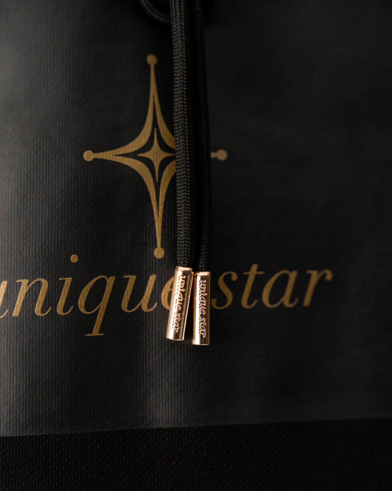 Hoodie ー Refined Collection