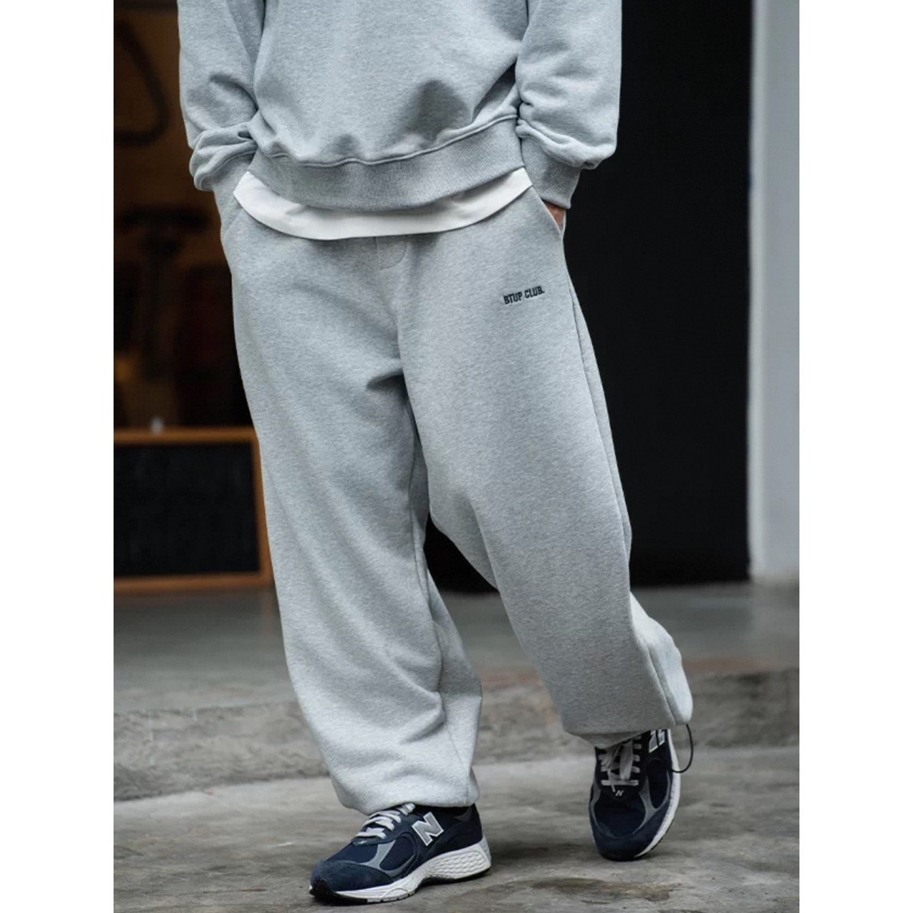 Cinched hem wide sweatpants 1521 - 6