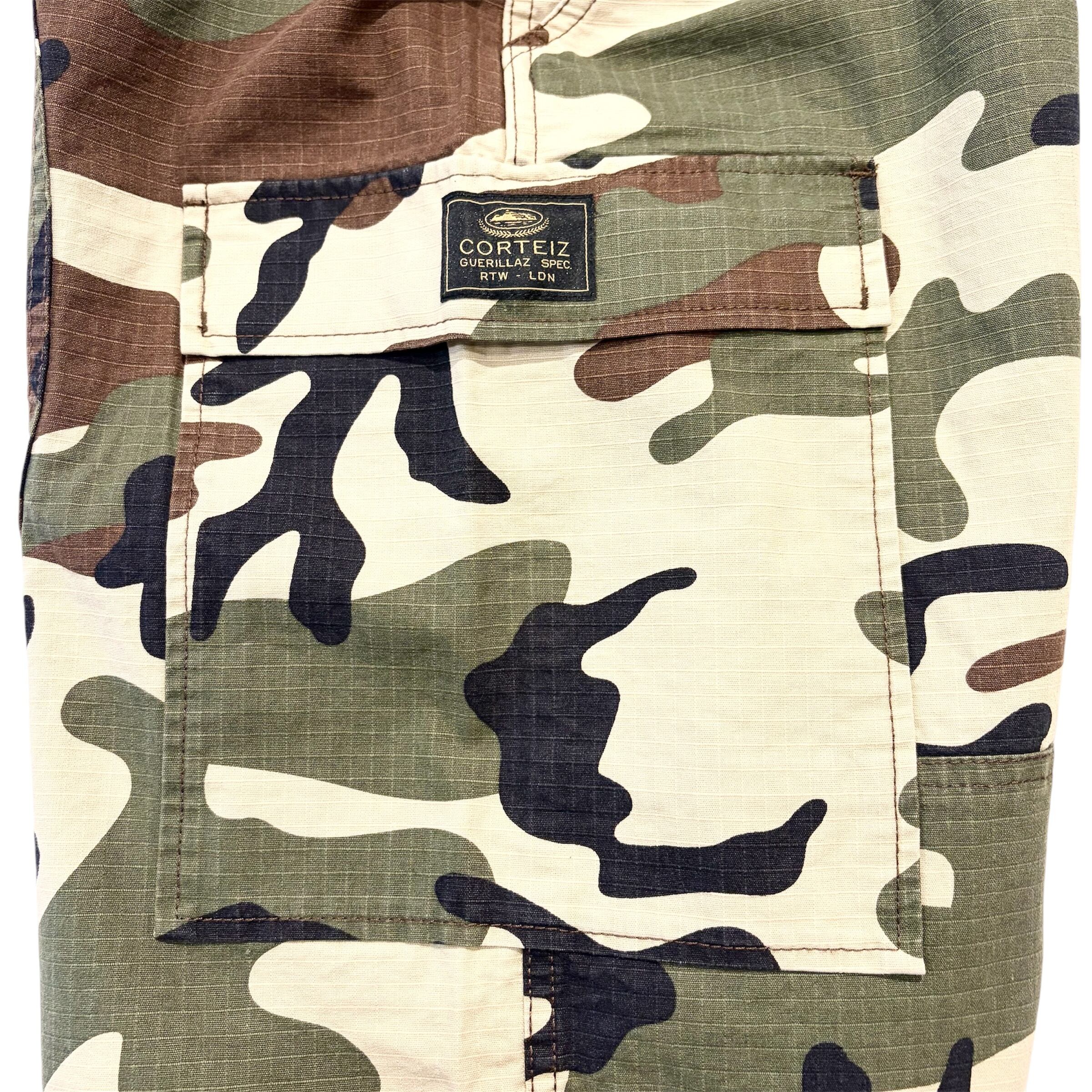 CORTEIZ -Guerillaz Cargo Short- Camo | Highflyer