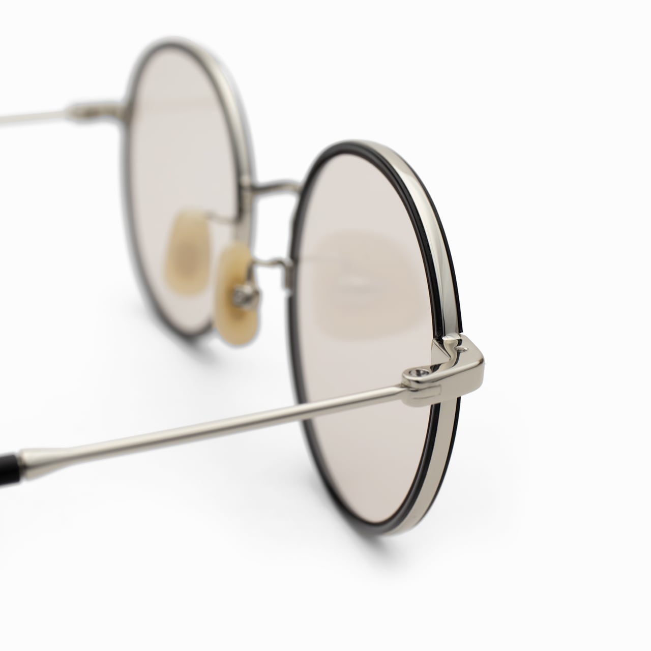 Queue 131 ｷｭｰ | CASU eyewear