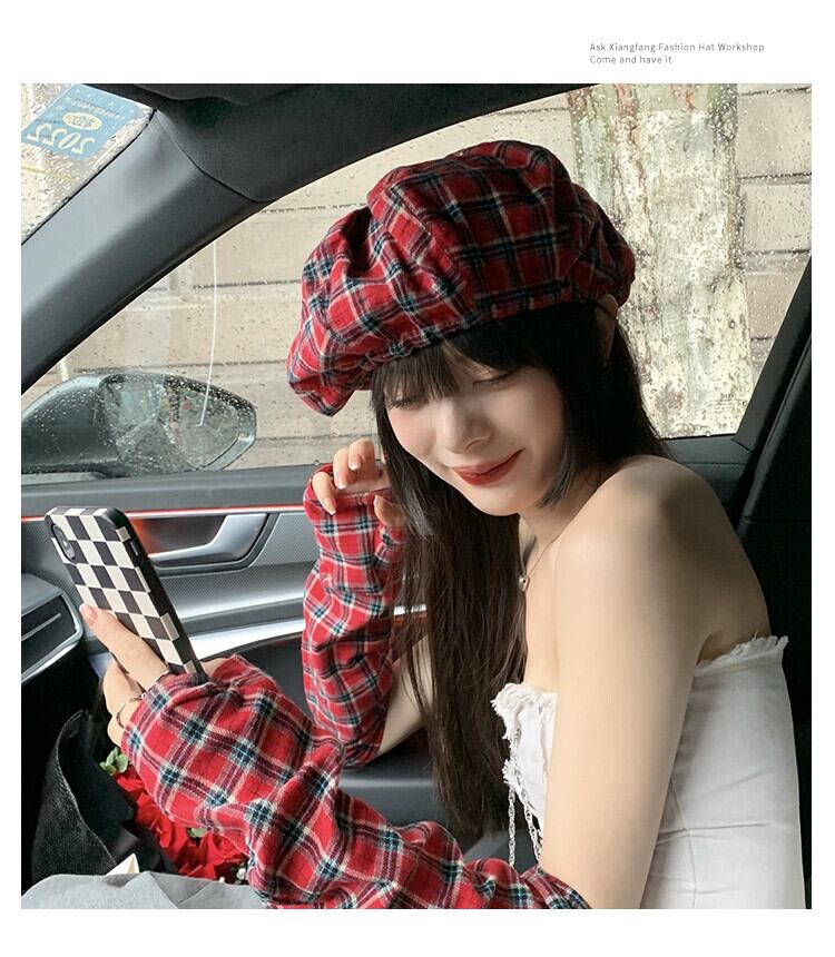 赤いチェック柄の八角形ベレー帽女性の夏の大きな頭囲ニッチ誇張雲帽子