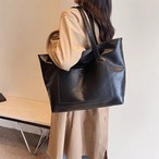 大容量バック レディースバック ２色 黒 茶 トートバック 無地 ボディバック 仕事カバン デイリーバック