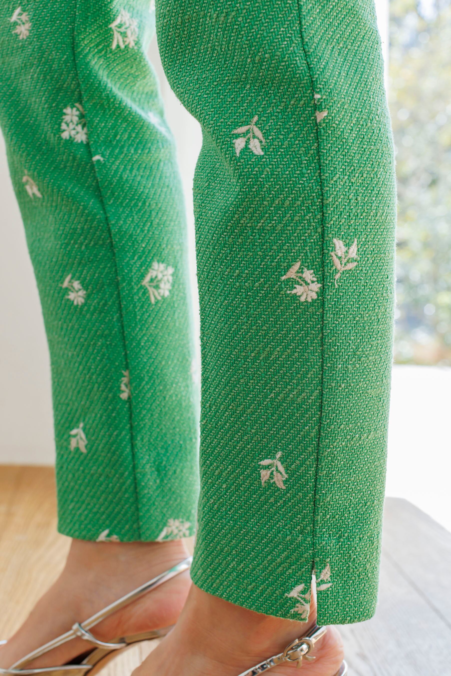 3/15(fri)21:00ーOriginal embroidery tweed pants | Bluelea 