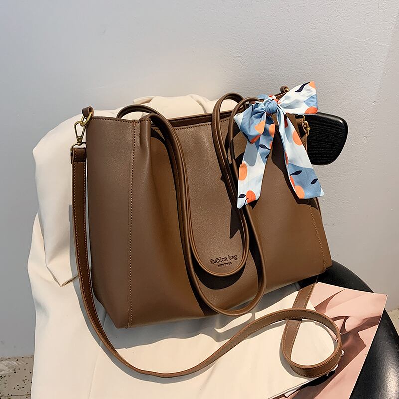 カジュアル ショルダーバッグ トートバッグ メッセンジャーバッグ 手作りハンドバック68382160507