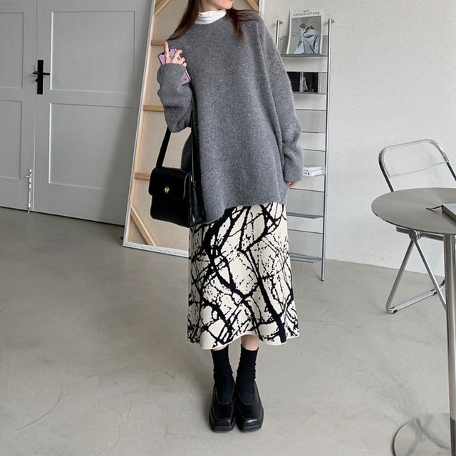 monotone abstract skirt　10005