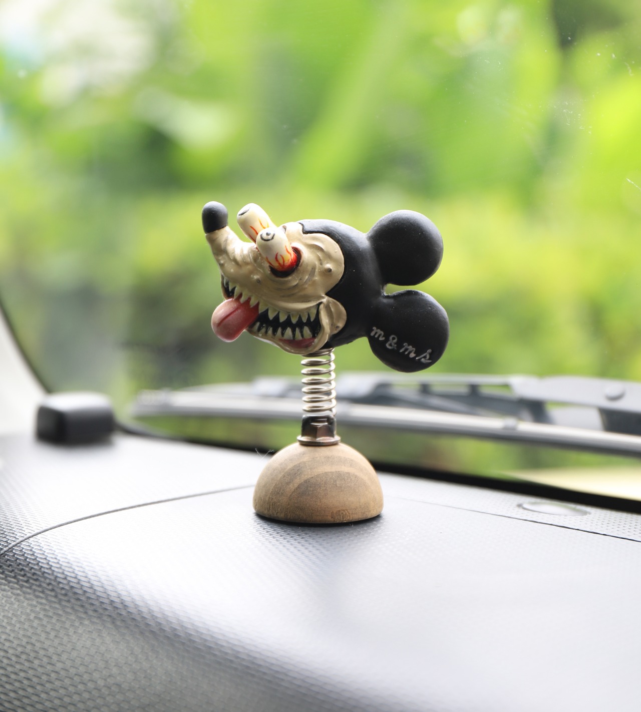 HYPHY HIPPY dashboard accessory /マウスグレー