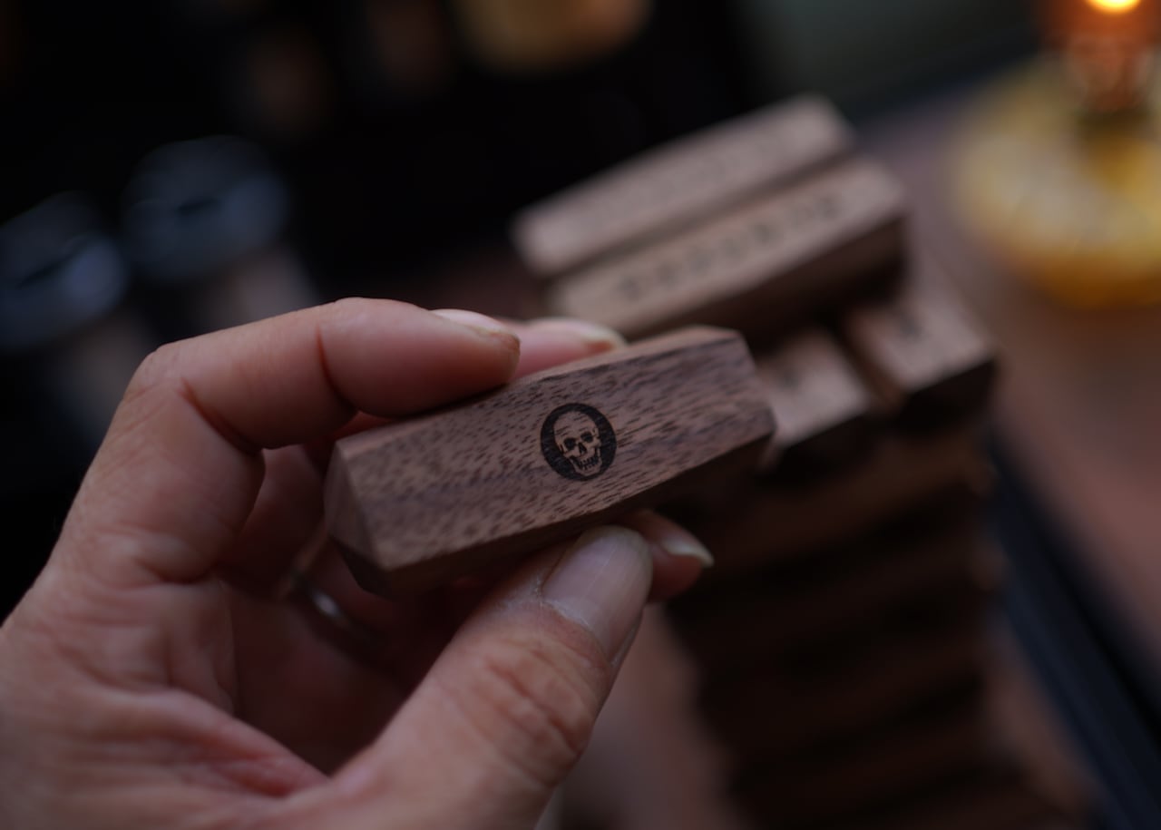 Blocken（walnut) | NODELDESIGN ONLINE STORE