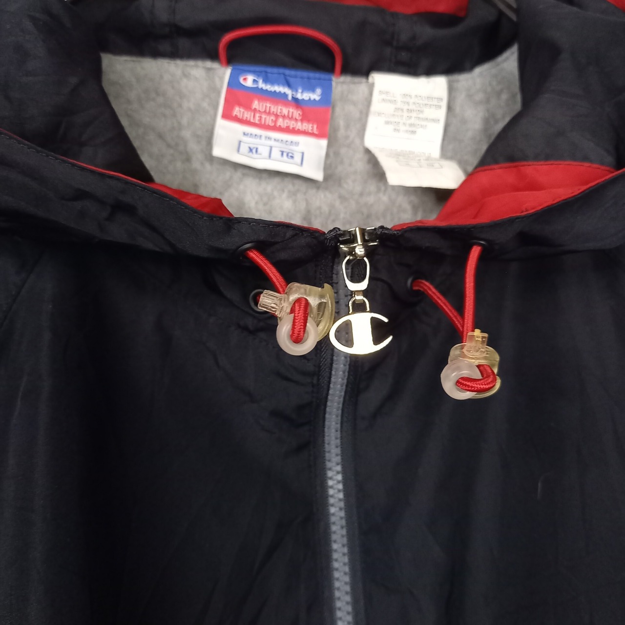 チャンピオン　アノラック　ナイロンパーカー　フーディー　裏起毛　刺繍ロゴ　XL