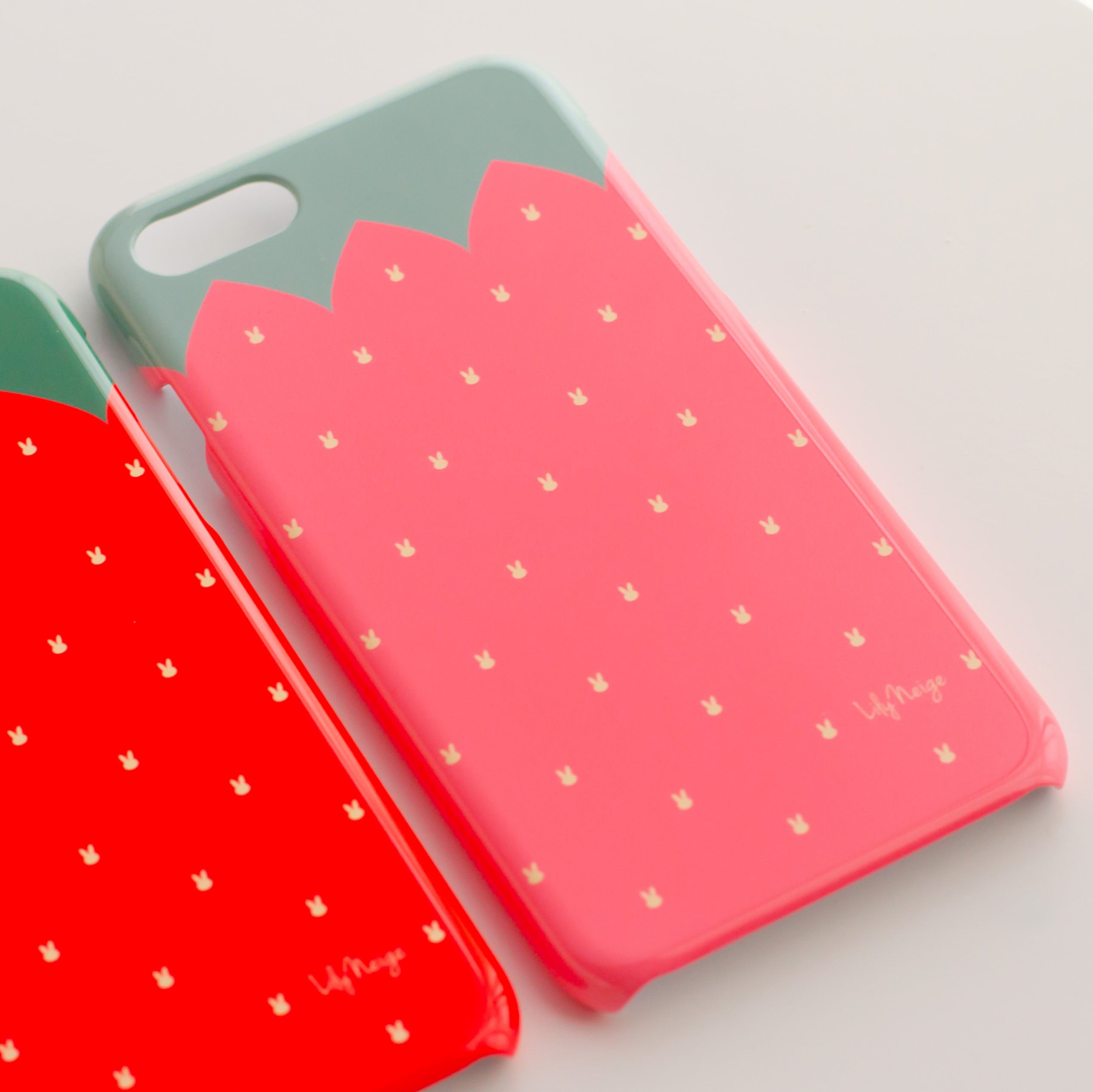 美品iPhone11ケース 流砂の苺 きらめくa 31028-a45j.jpg