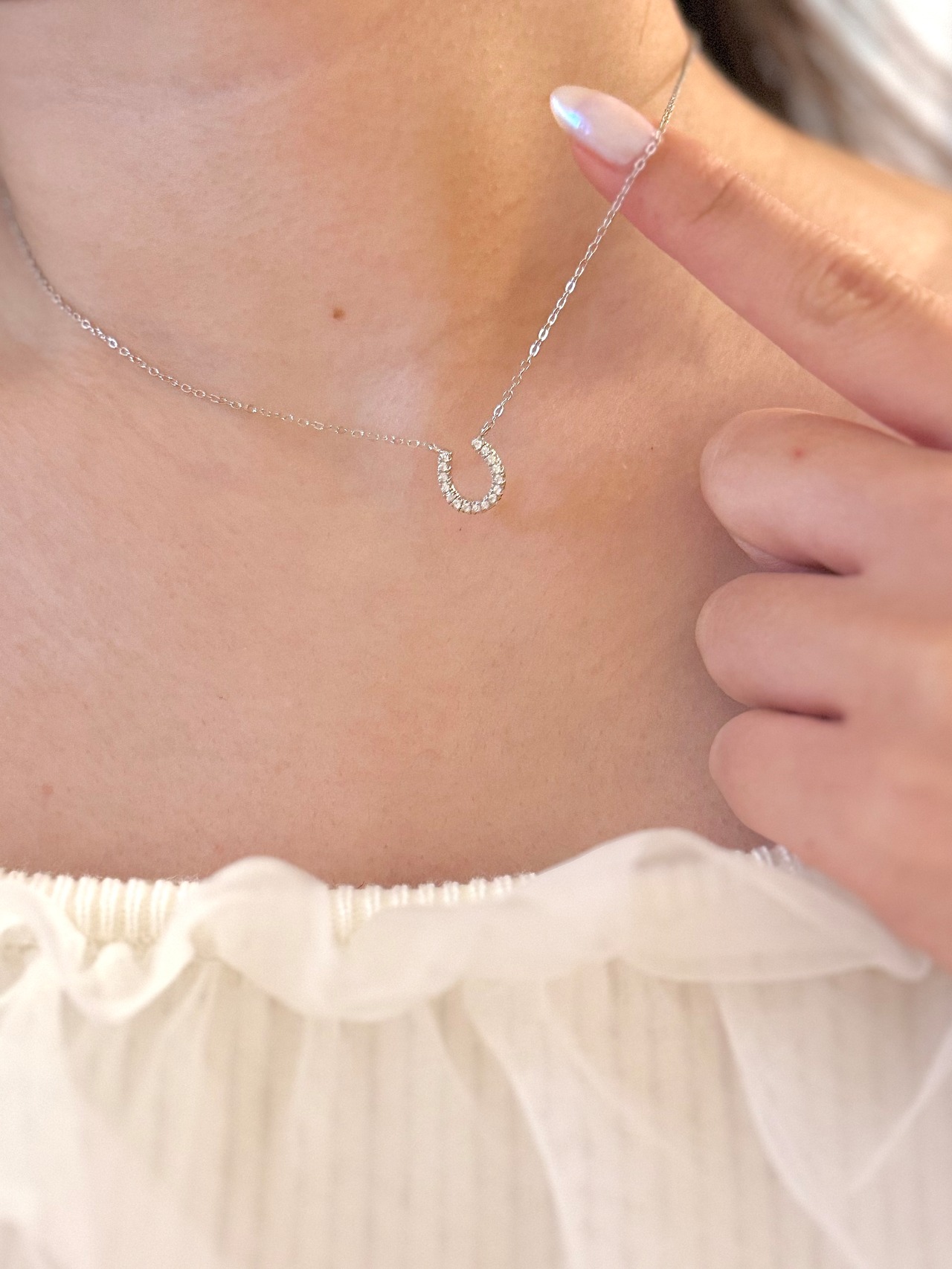 horse charm necklace