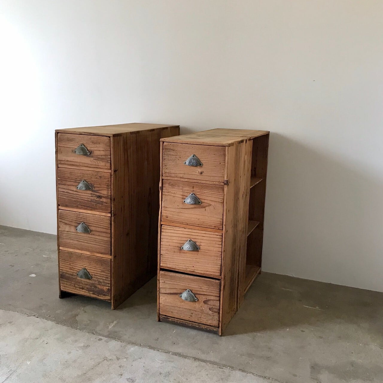 引き出し　棚　古家具