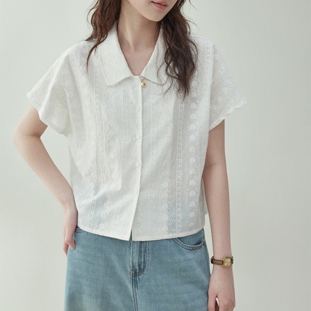french hollow floral pattern white short shirt | Erz.