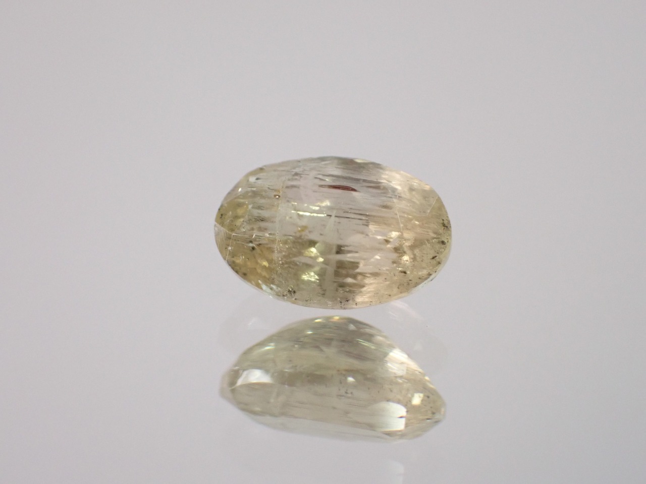 トルコ産カラーチェンジダイアスポア　1.83ct　[C11-191]