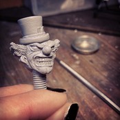 2FACE CLOWN VALVE CAP /Retro