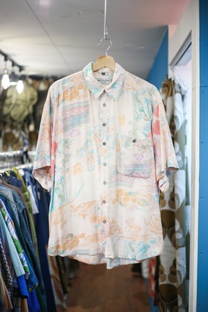 Rayon pale tone print a/s shirt