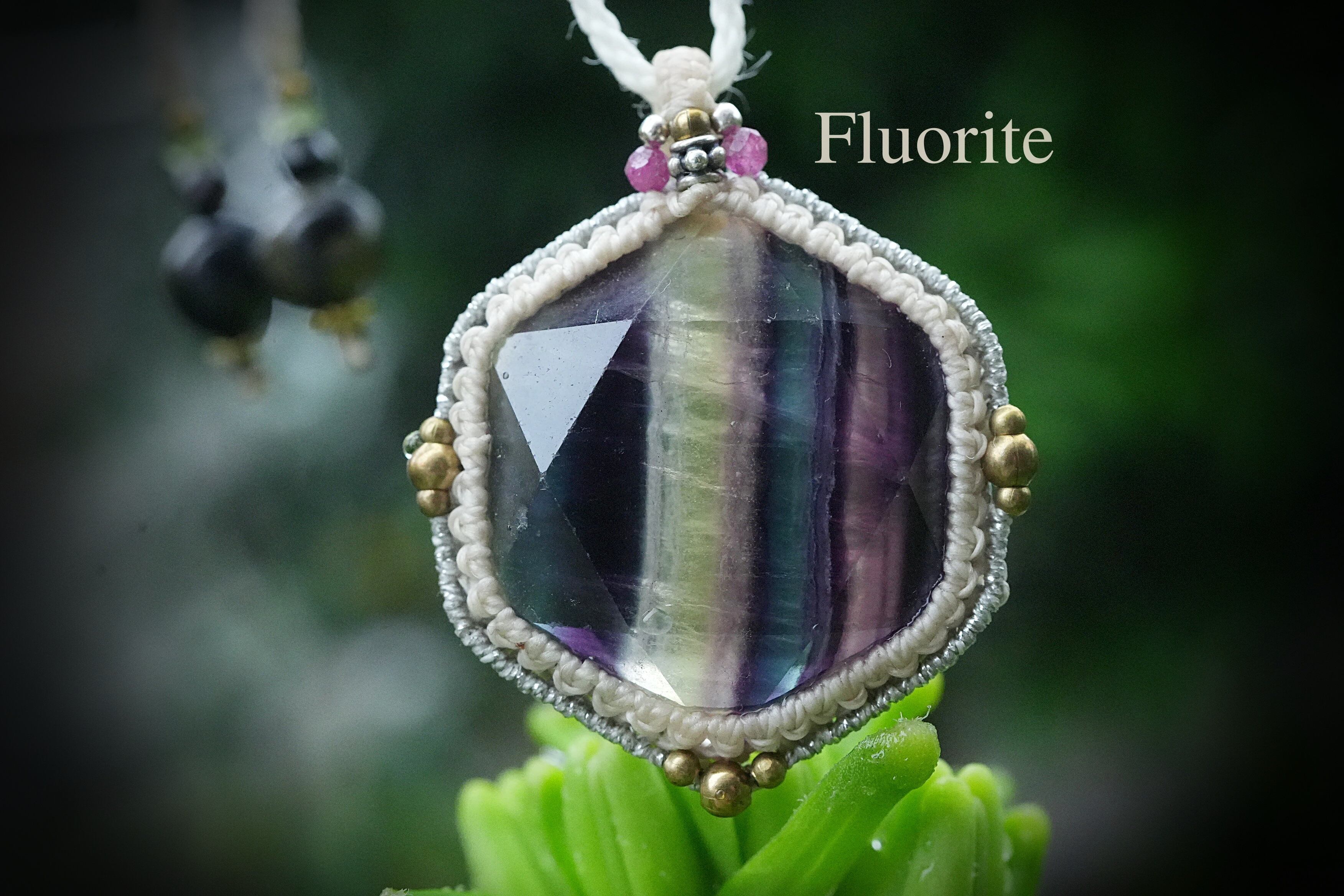 六芒星カット★フローライト マクラメネックレス2044