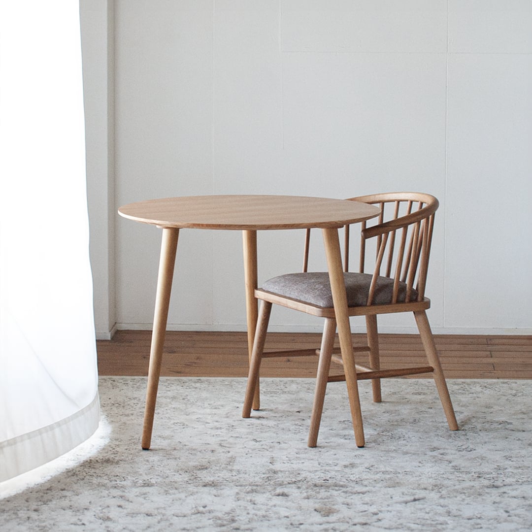 オーク材の3本足ラウンドダイニング［3サイズ 70cm 80cm 90cm] セミ