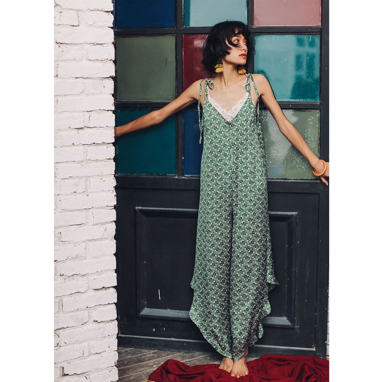 春夏 ドレス パンツドレス オールインワン ビーチワンピース ジャンプスーツ ノースリーブ カジュアル 街角のカフェテラス