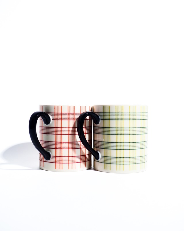 Ceramic mug green&red check