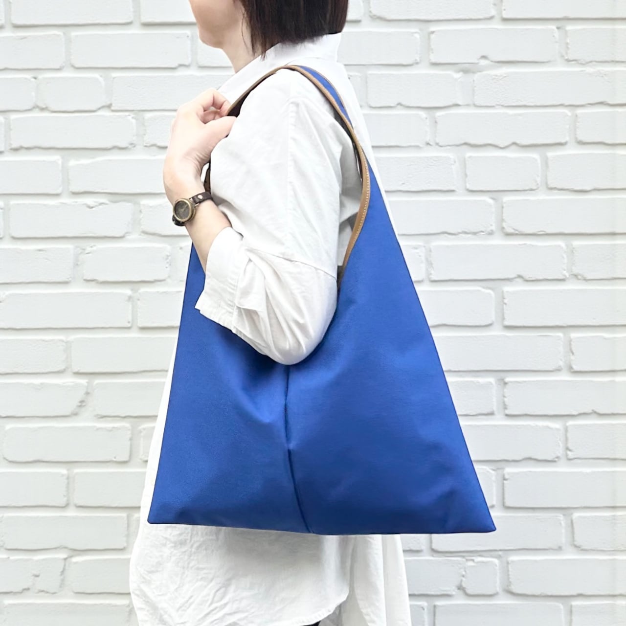 オオカミ少年:ブルー(コーデュラナイロン 撥水加工ナイロン素材ワンショルダーバッグ)受注製作