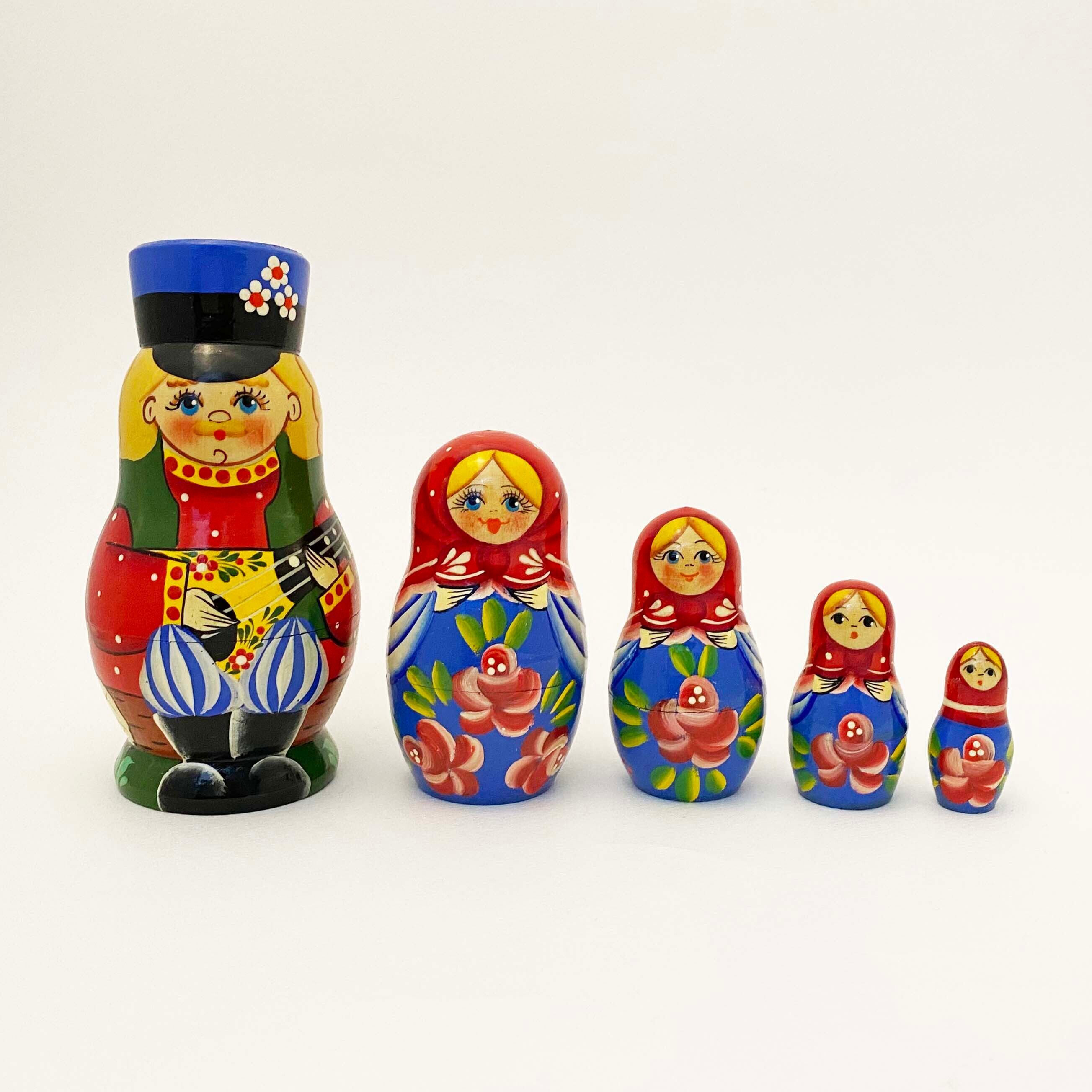 キーロフ産マトリョーシカ / バラライカ5個組