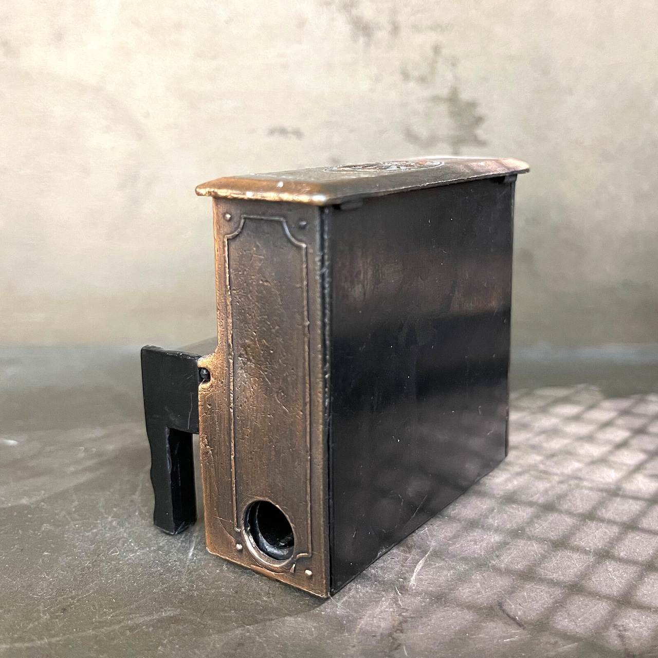 アンティークシャープナー　アップライトピアノ　鉛筆削り