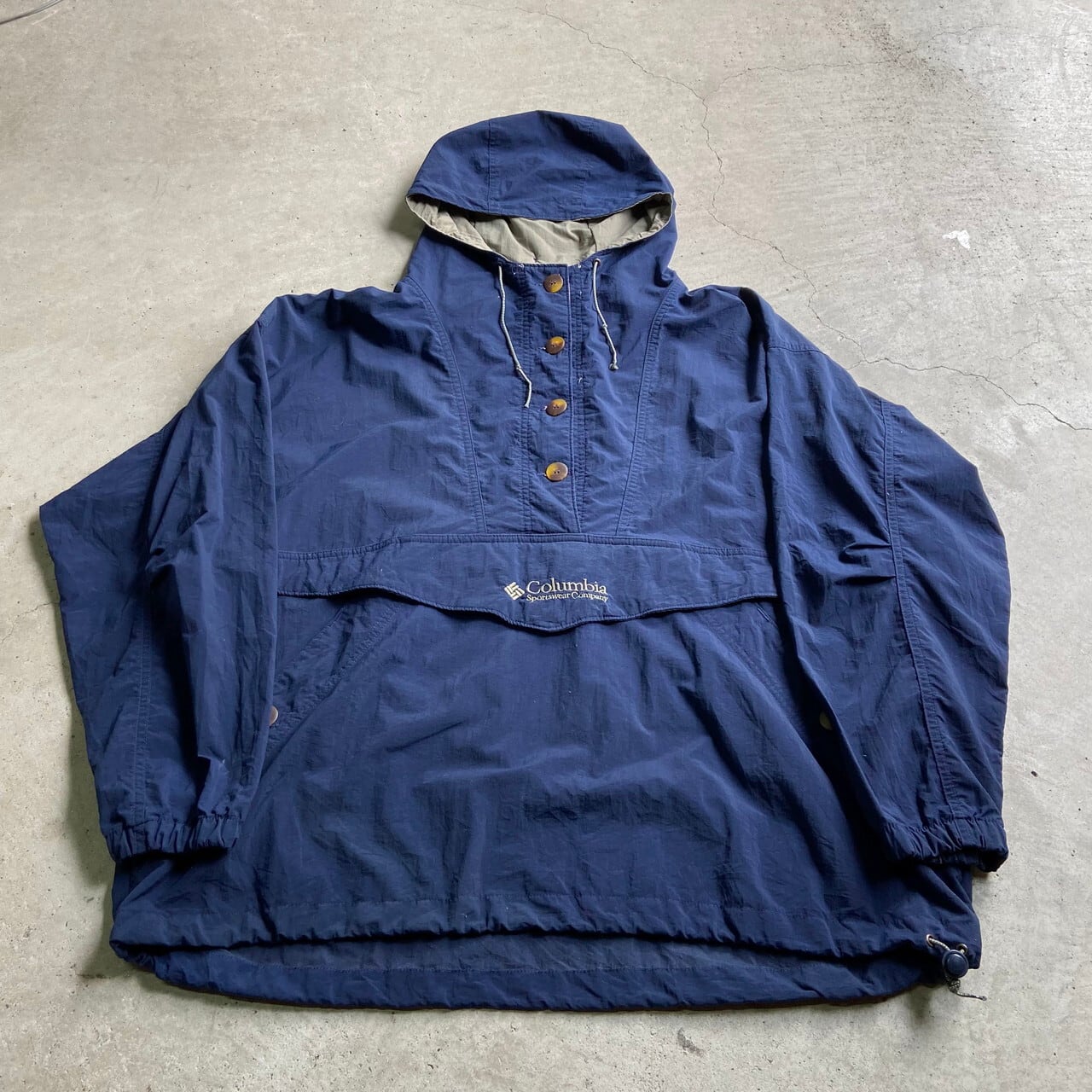 【即購入OK】ナイロンプルオーバー　サイズ3XL　ネイビー　ワンポイント