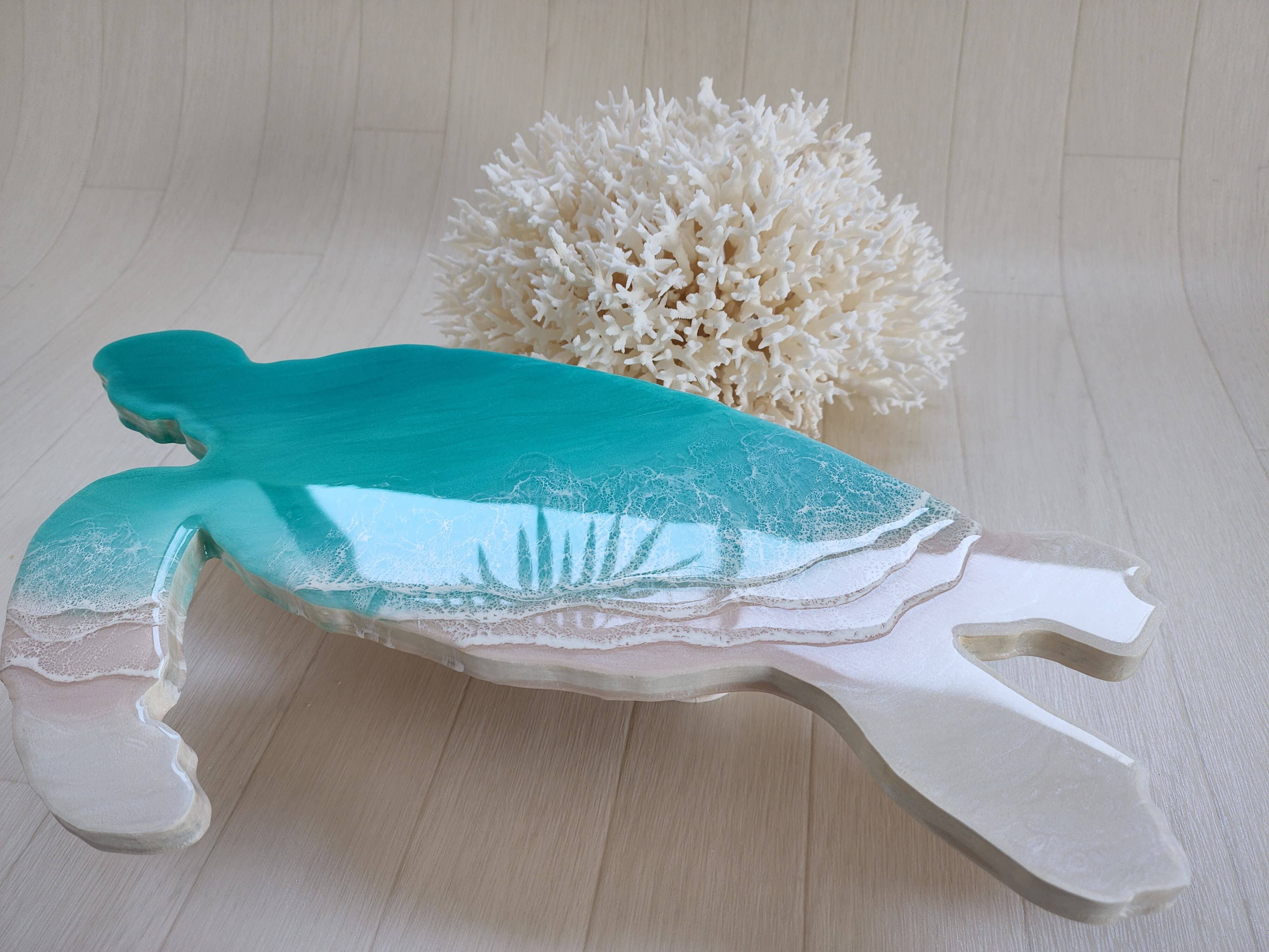 119.オーシャンレジンアート ホヌ型小パネル3wave