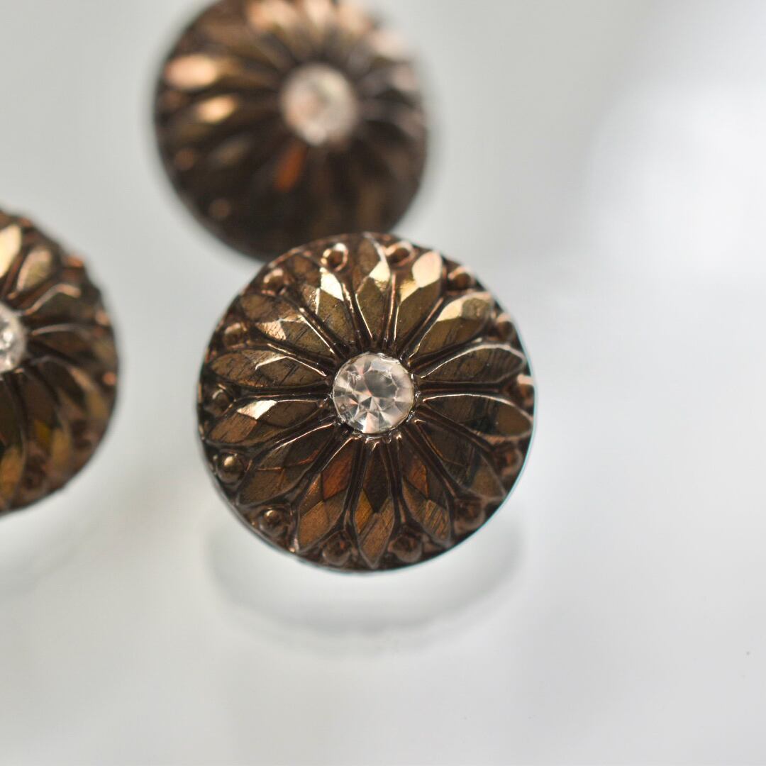 ドイツ 1粒ラインストーン×メタリックブラウンフラワー 11㎜