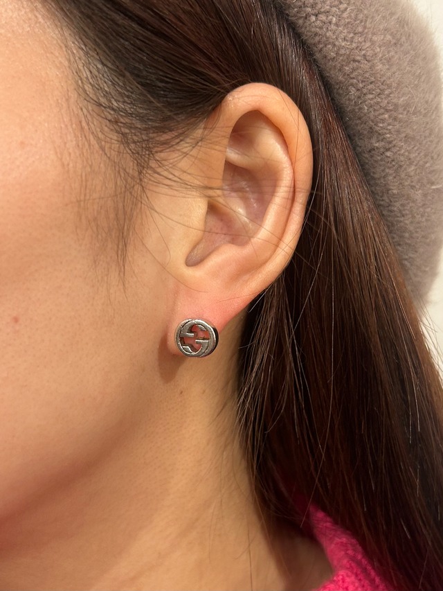 GUCCI / vintage  GG pierce.