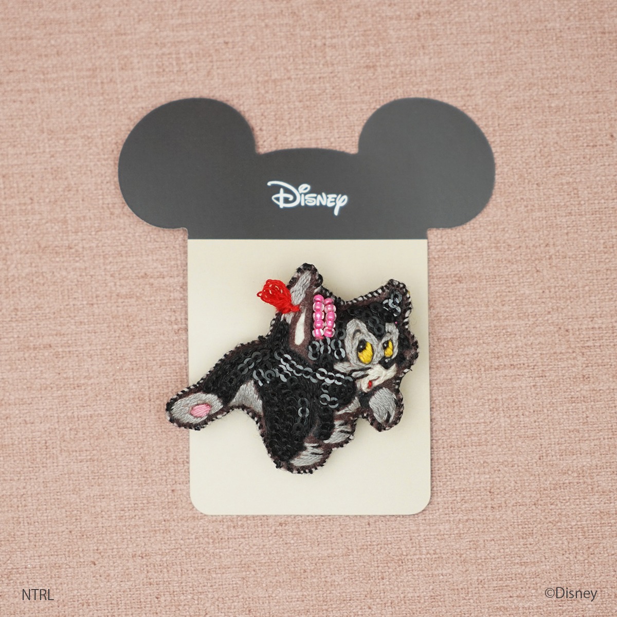 Disney刺繍ミニブローチ / Figaro | tamaobazaaar