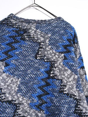 "ギザギザ" multi art pattern good coloring sweater