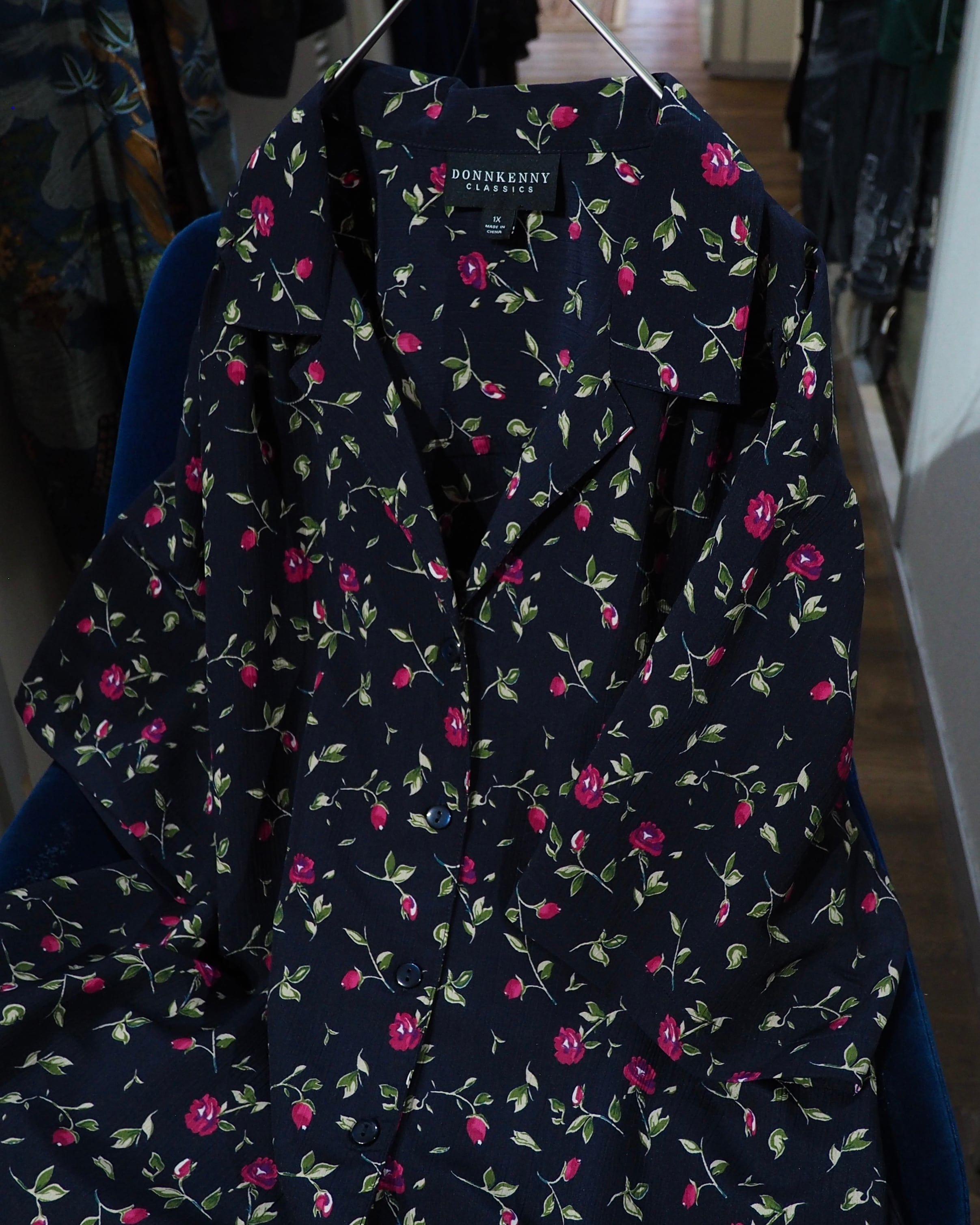 Black pleats × Pink Rose Flower all over pattern Open collar SS shirt