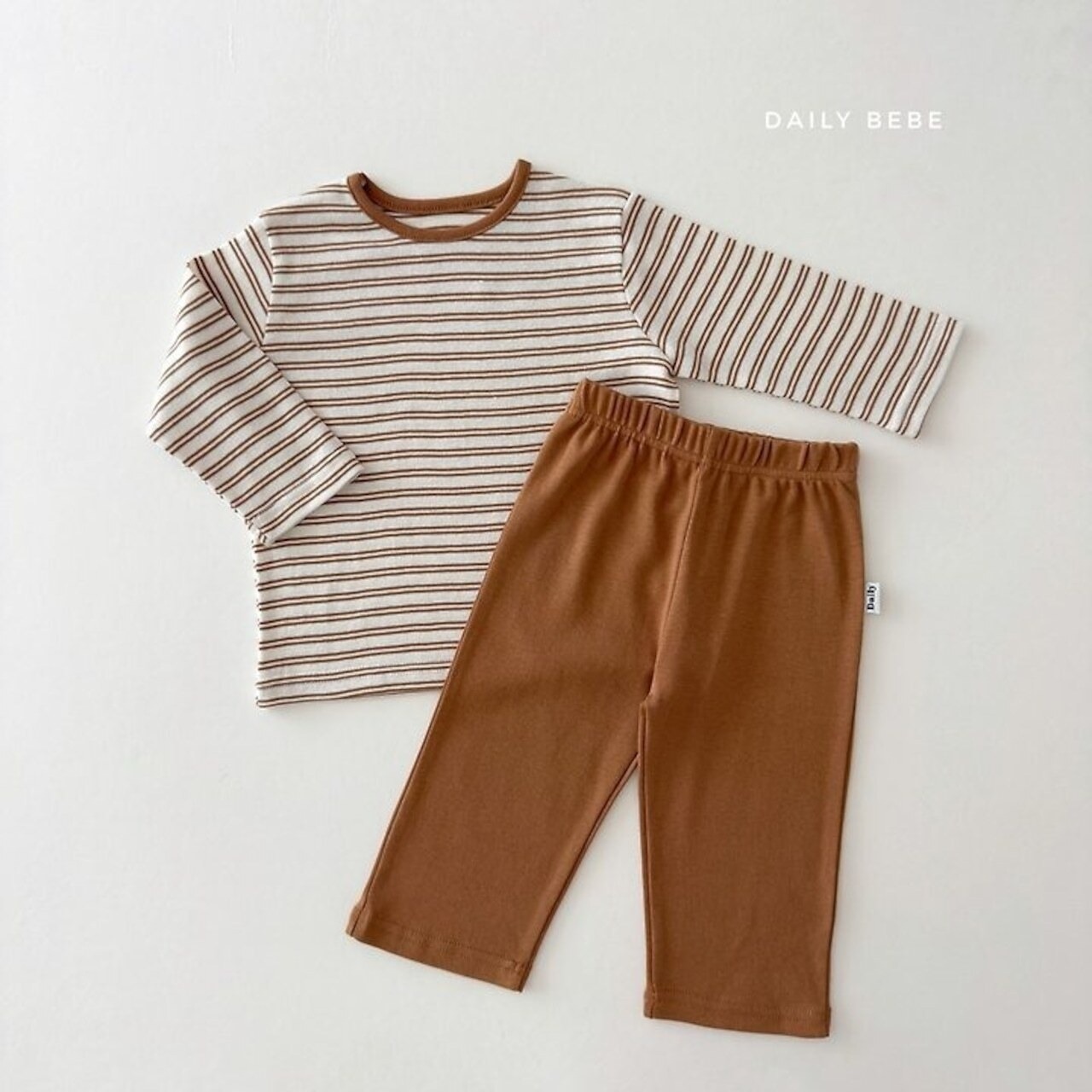 韓国子供服 / 26Autumn / 〖取寄〗DAILYBEBE / コジールームウェア / キッズ服 / ジュニア服 / 秋服 *XS~JL*