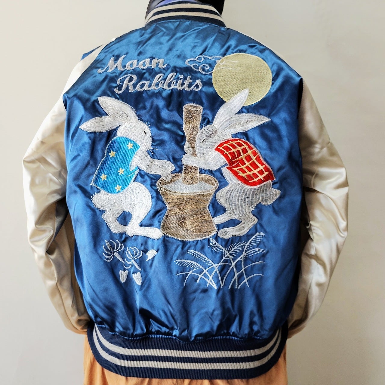 もちつきウサギ刺繍スカジャン L LL Embroidered jumper (SUKAJYAN