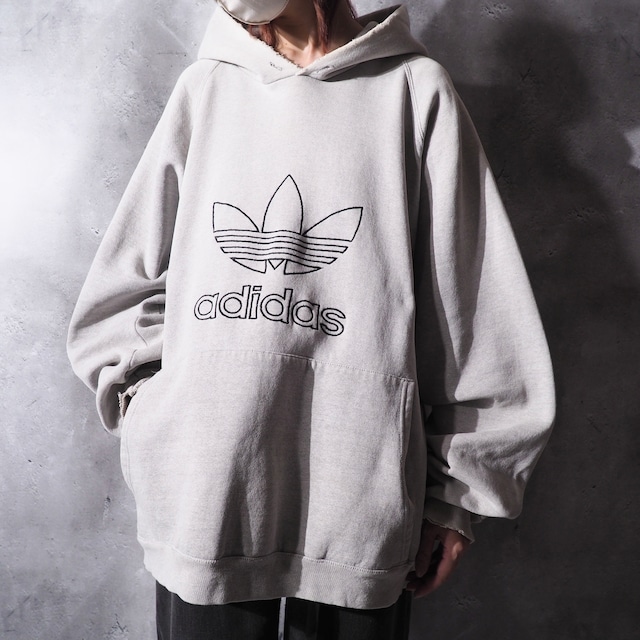 1980s ” adidas ” Trefoil logo embbossed vintage loose silhouette hoodie (made in Usa)