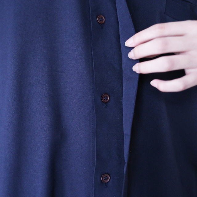 "刺繍" gold fly-front minimal design over silhouette h/s shirt