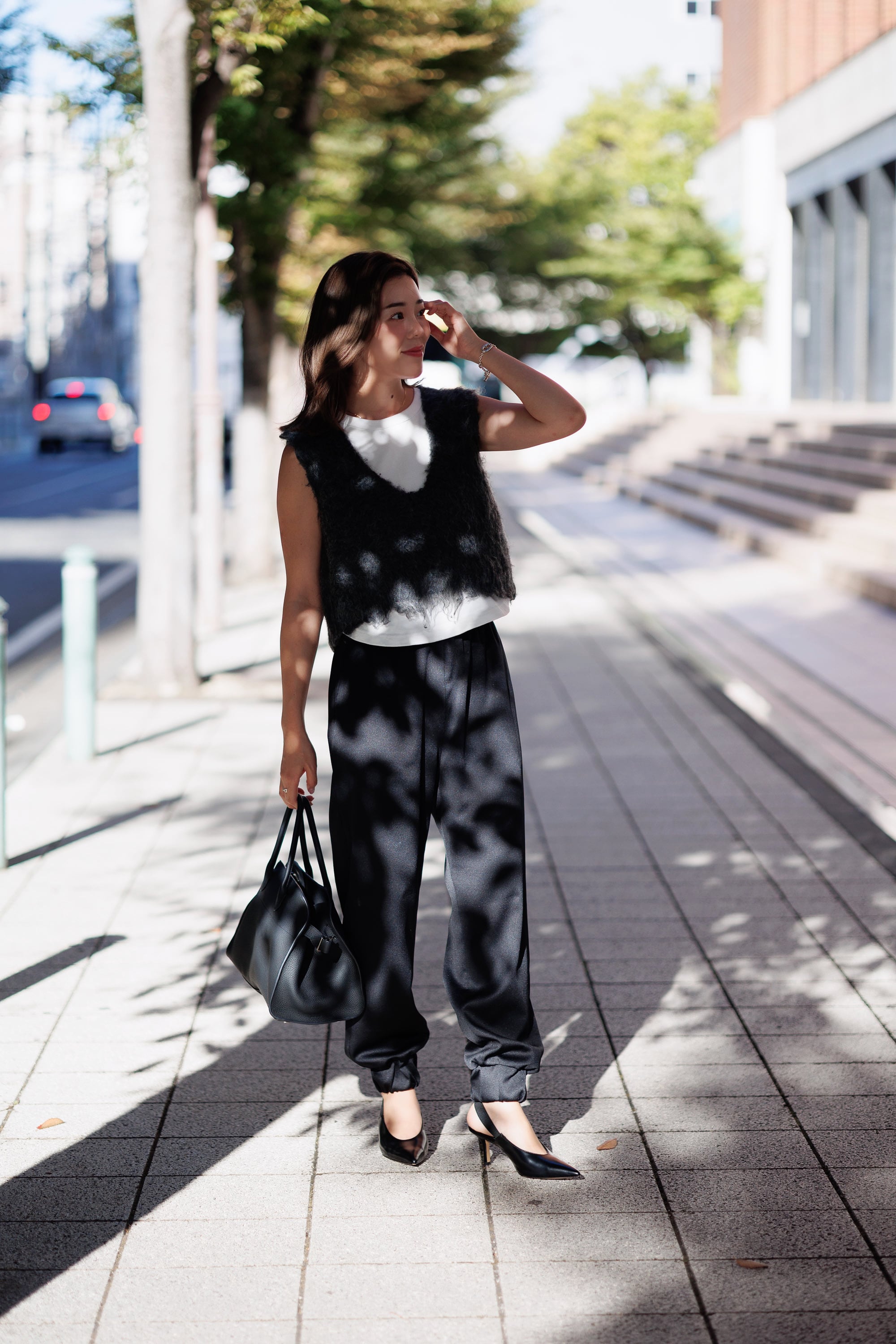 pois ポワ　サテンジョガーパンツ　ブラック pois サテンジョガーパンツ ブラック