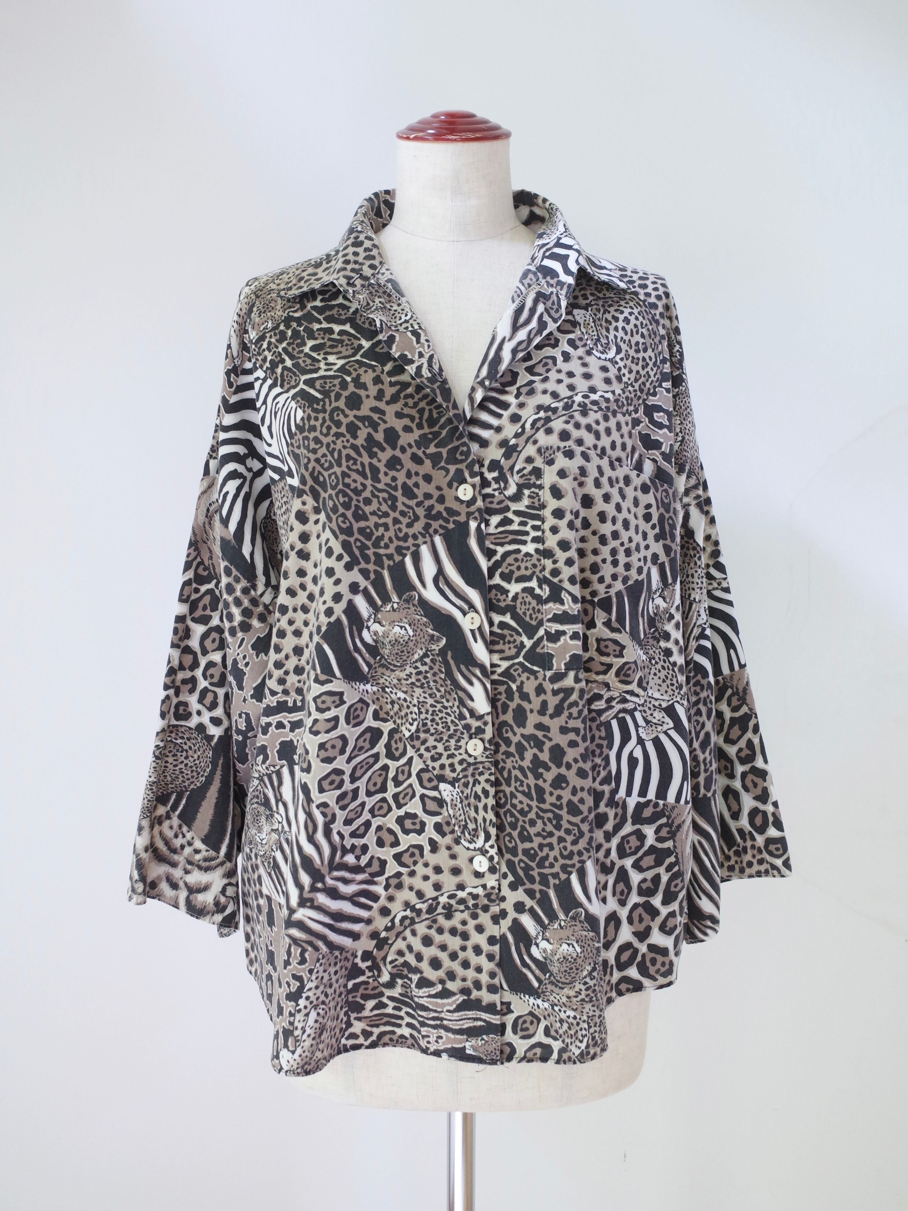 90s Animal pattern shirt