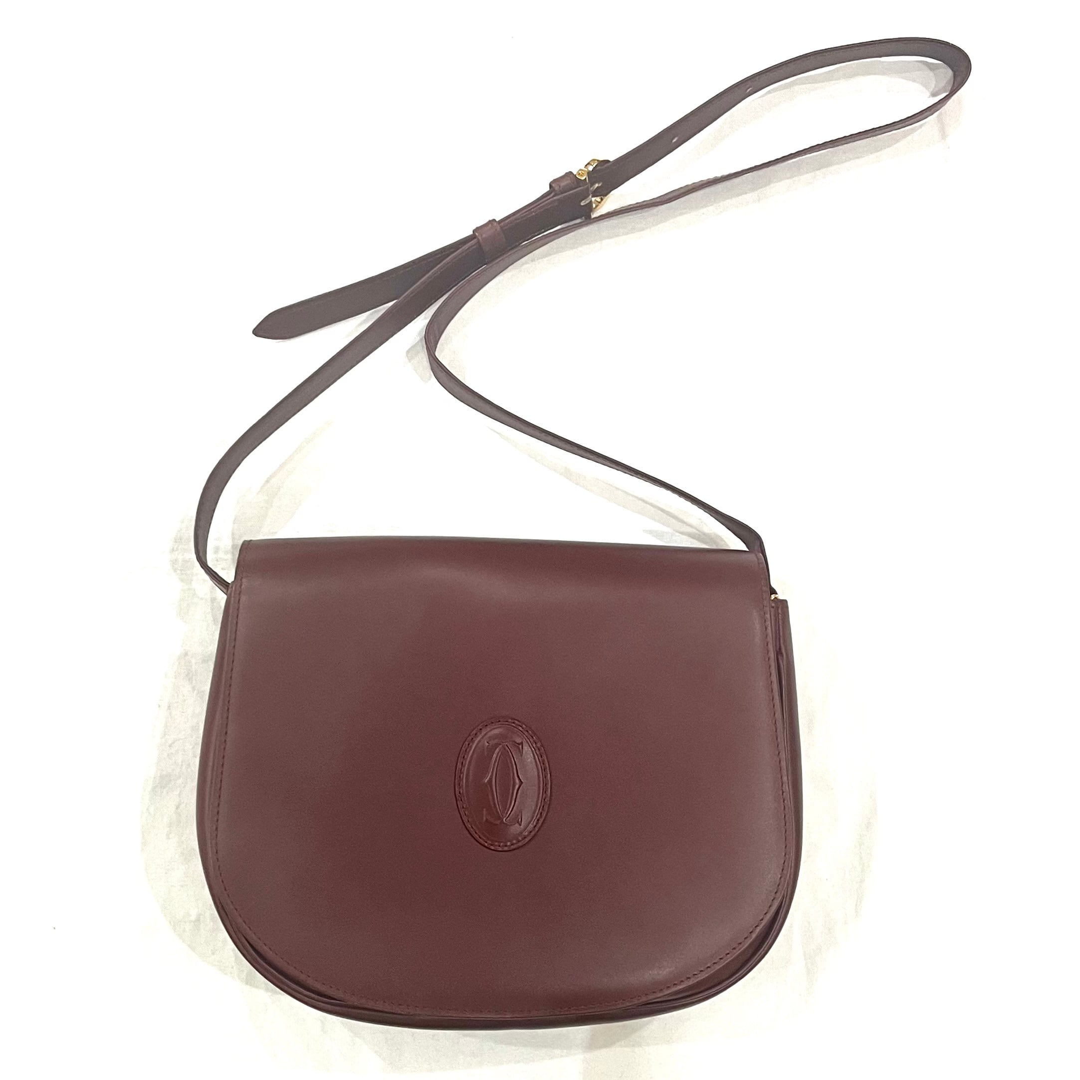 Cartier】2185 カルティエ レザーラウンドフルフラップ フロントC