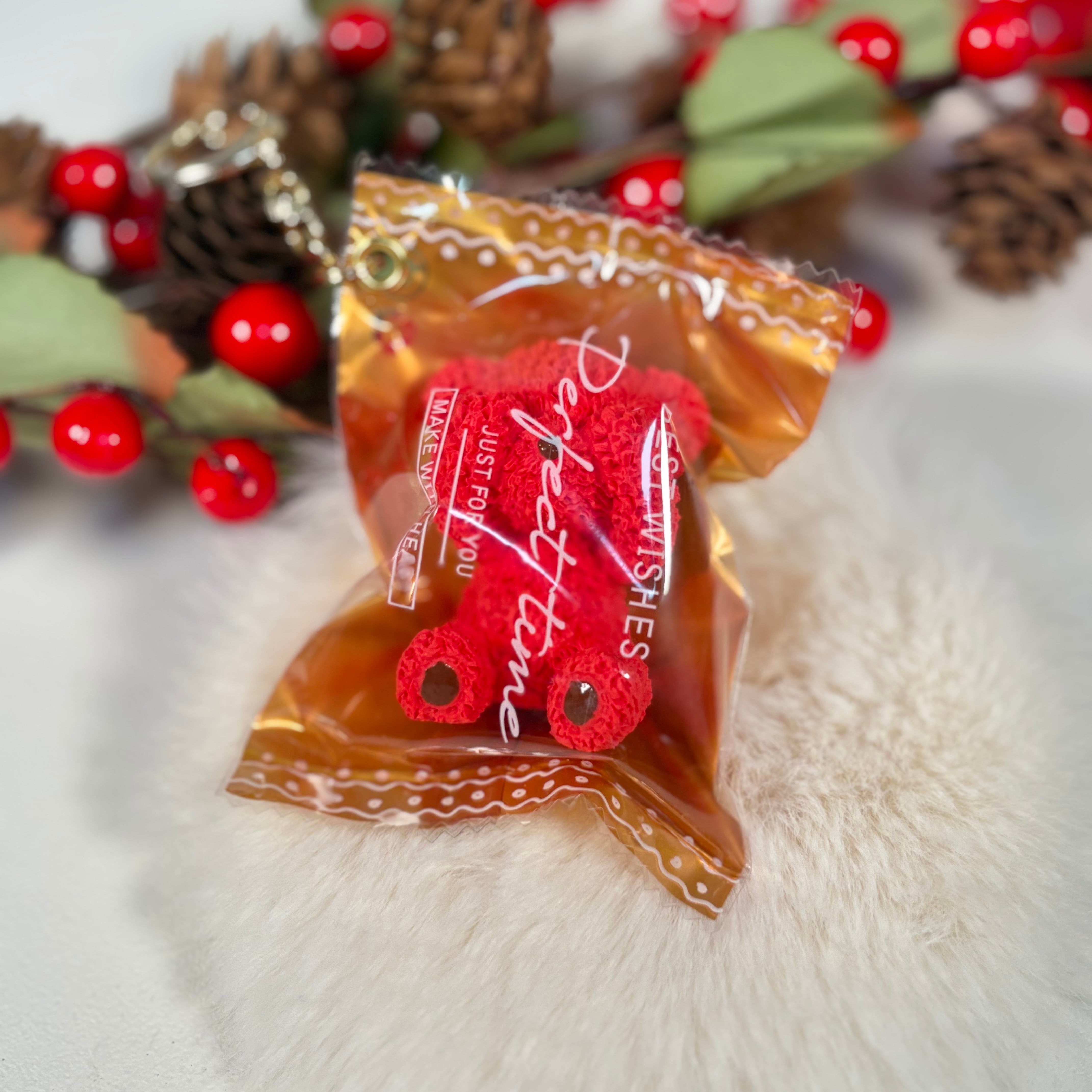 くまさんチョコキーホルダー お目目隠したVer