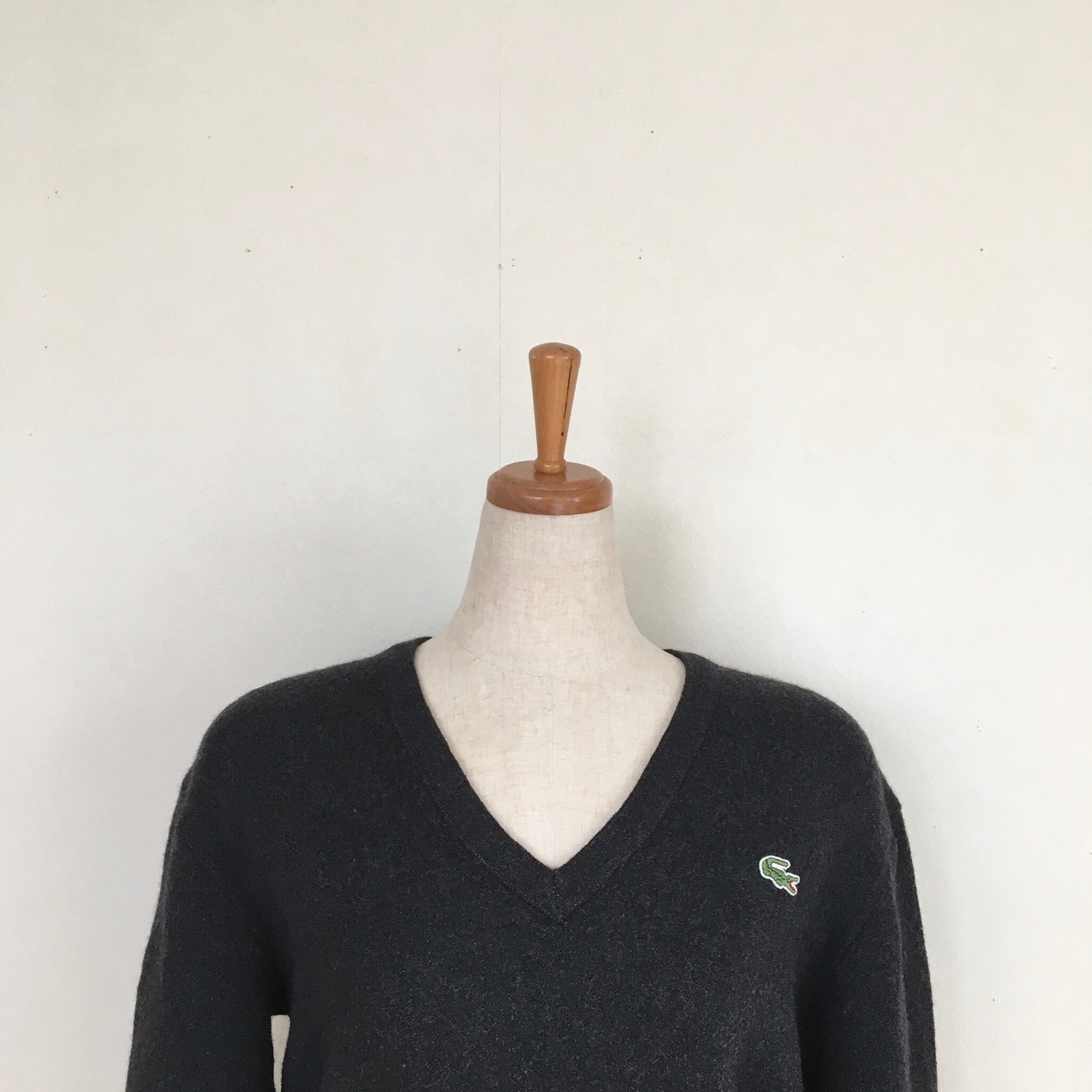 France LACOSTE knit sweater