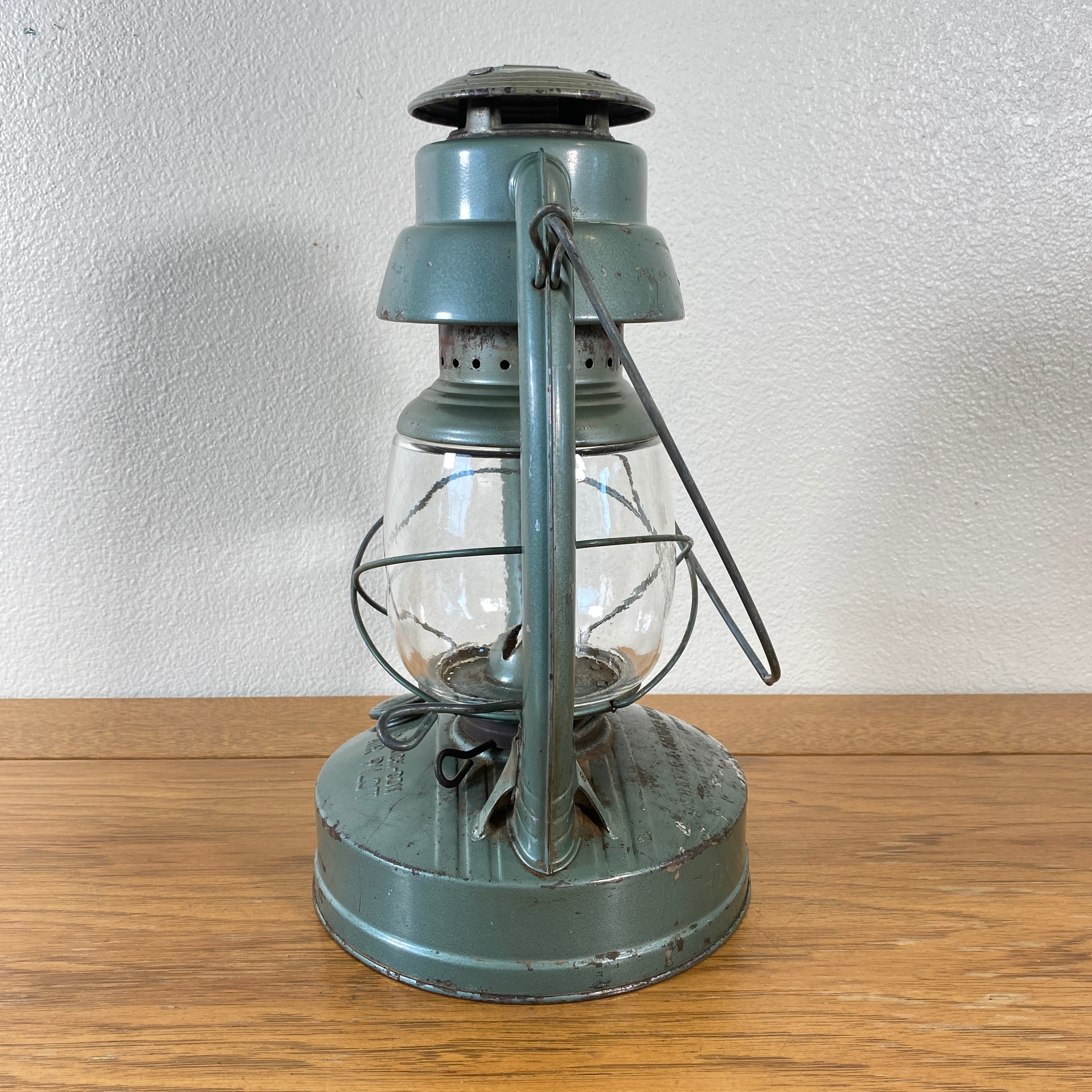 Embury Mfg. No 1 ランタン Embury Mfg. No 1 ランタン Vtg Embury MFG. Co. No.2 Air Pilot