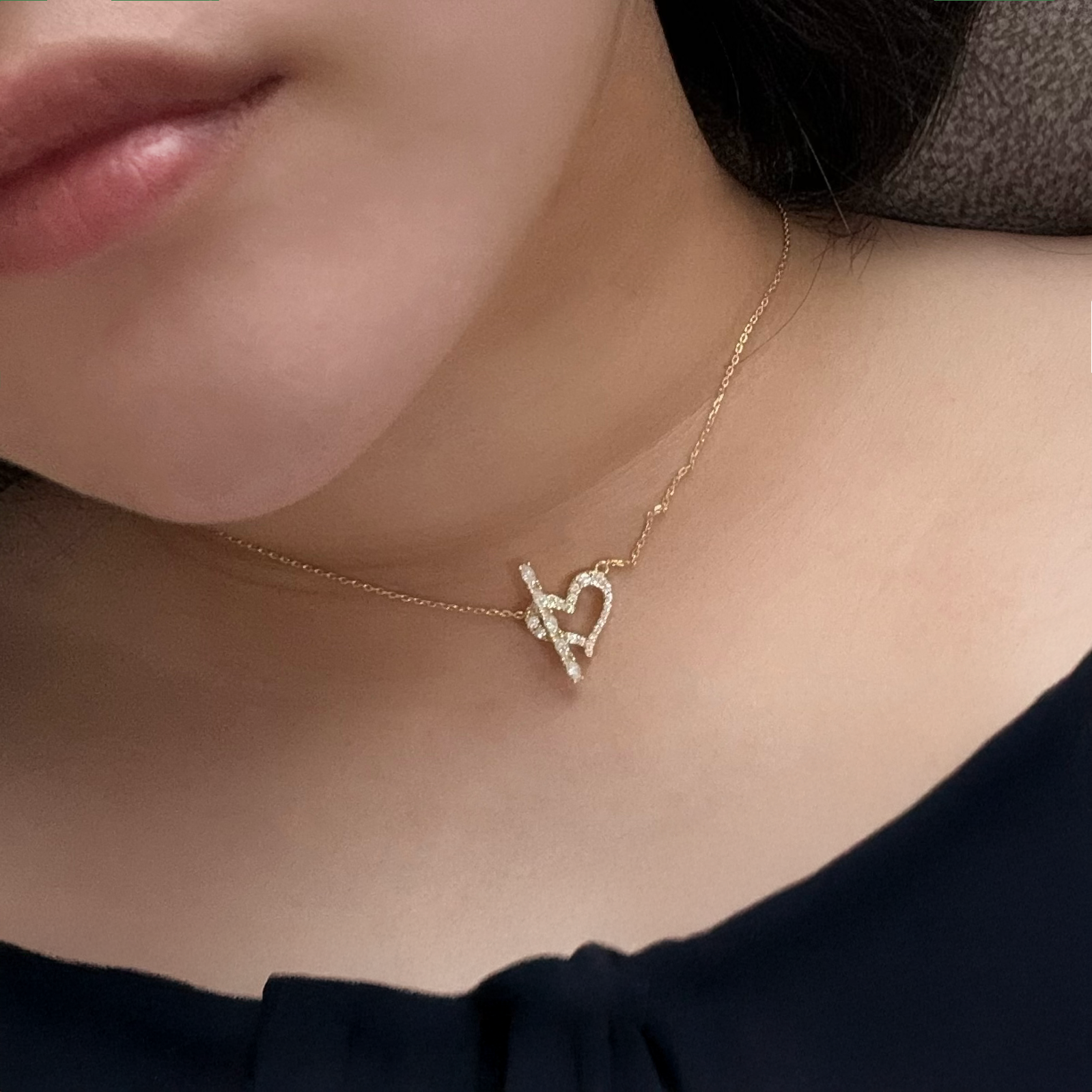 Amour necklace | chunky pinky