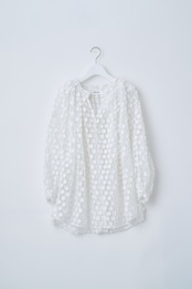 Organdie embroidery blouse