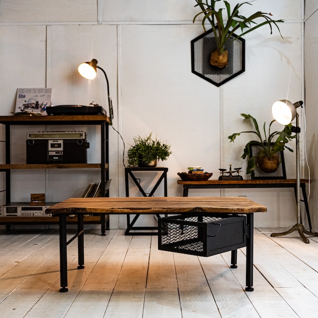 OLD OAK LOW TABLE / RANGE