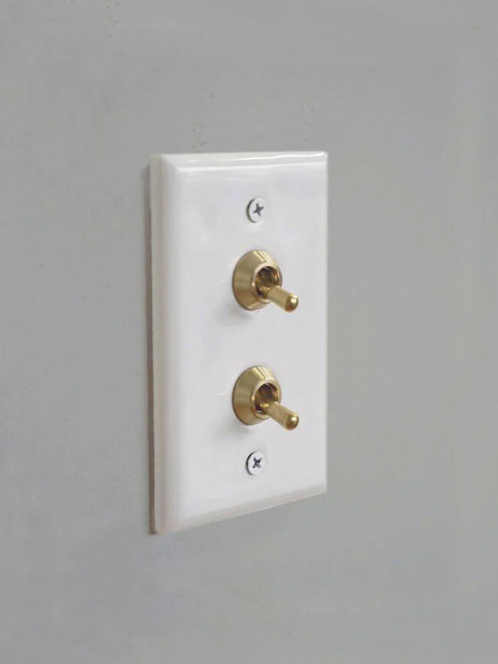 セラミックプレート2トグルスイッチ ホワイト #797 E12 HS2939