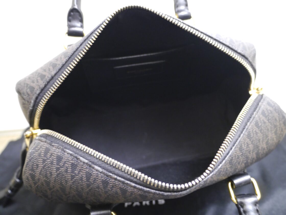 レア◇SAINT LAURENT PARIS サンローラン ベイビーダッフル モノグラム 