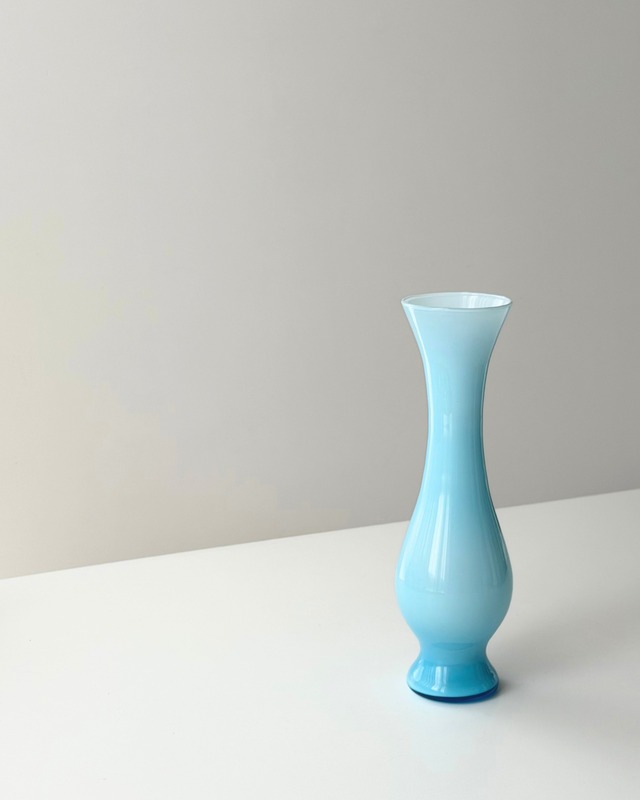 french vintage vase　/　opaline glass　blue　ぽってりフラワーベース